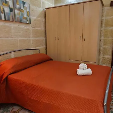 Ic-cikwejra - Authentic 300 Year Old - Island Of Gozo, Malta * Xaghra