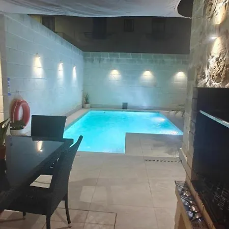 Ic-cikwejra - Authentic 300 Year Old - Island Of Gozo, Malta Xaghra