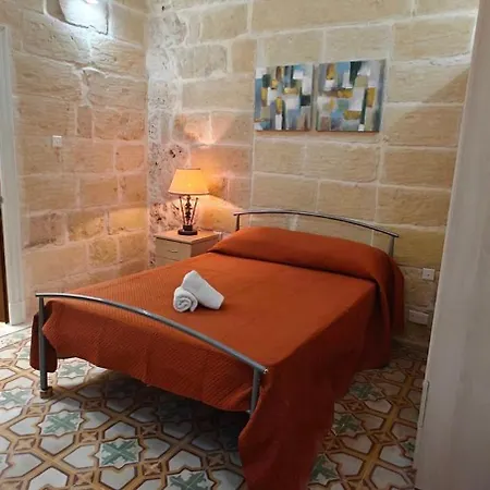 Ic-cikwejra - Authentic 300 Year Old - Island Of Gozo, Malta *