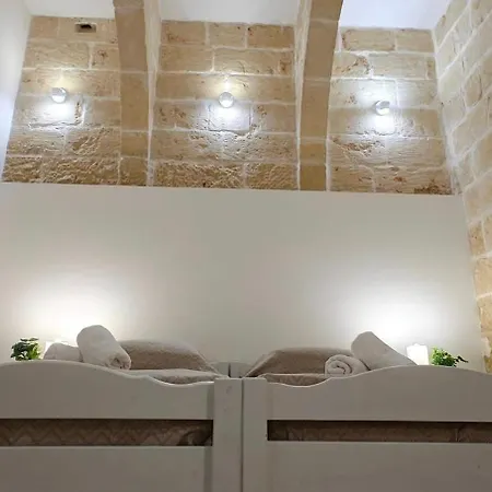 Ic-cikwejra - Authentic 300 Year Old - Island Of Gozo, Malta 펜션 *